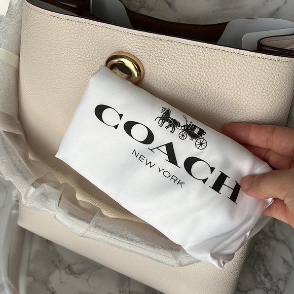 NWT ❇️Coach pebble leather Charlie bucket bag - Picture 10 of 12